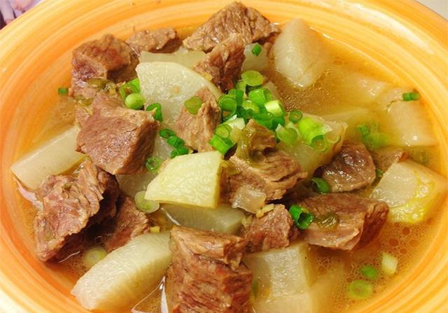 白玉萝卜炖牛肉