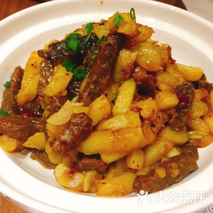 干煸牛肉土豆条