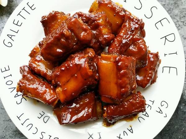 红烧排骨