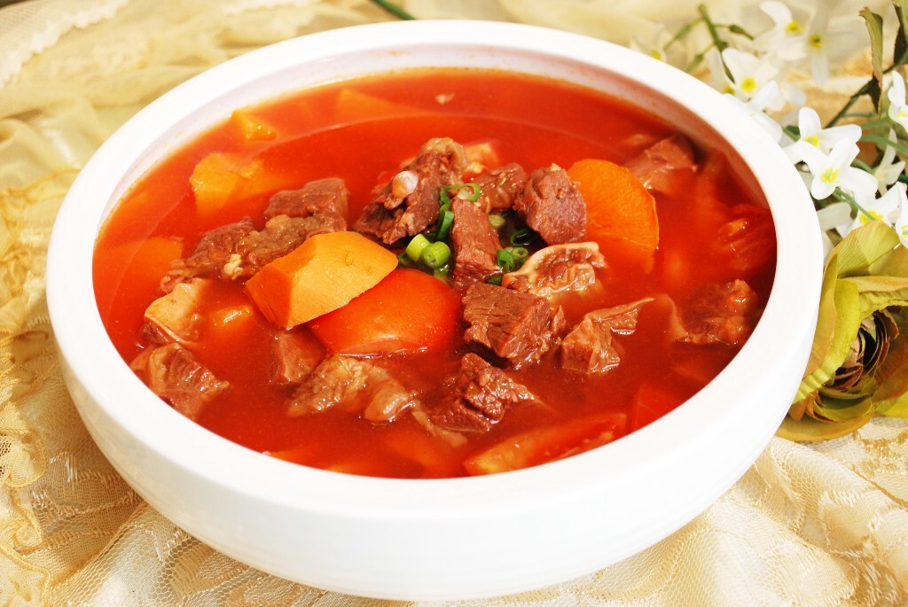 西红柿炖牛肉