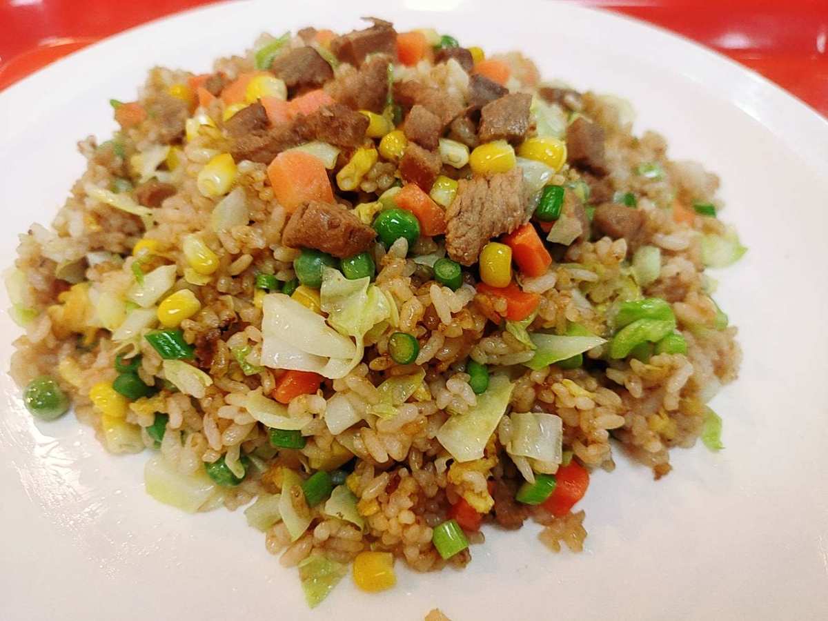 铁板炒肉饭